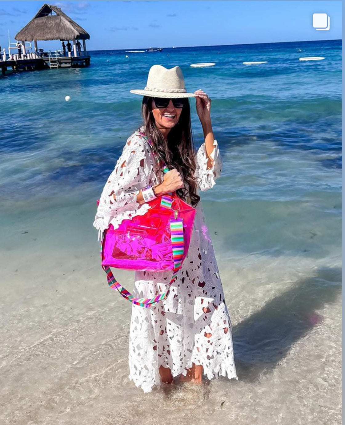 ROSA CALIENTE Beach Tote