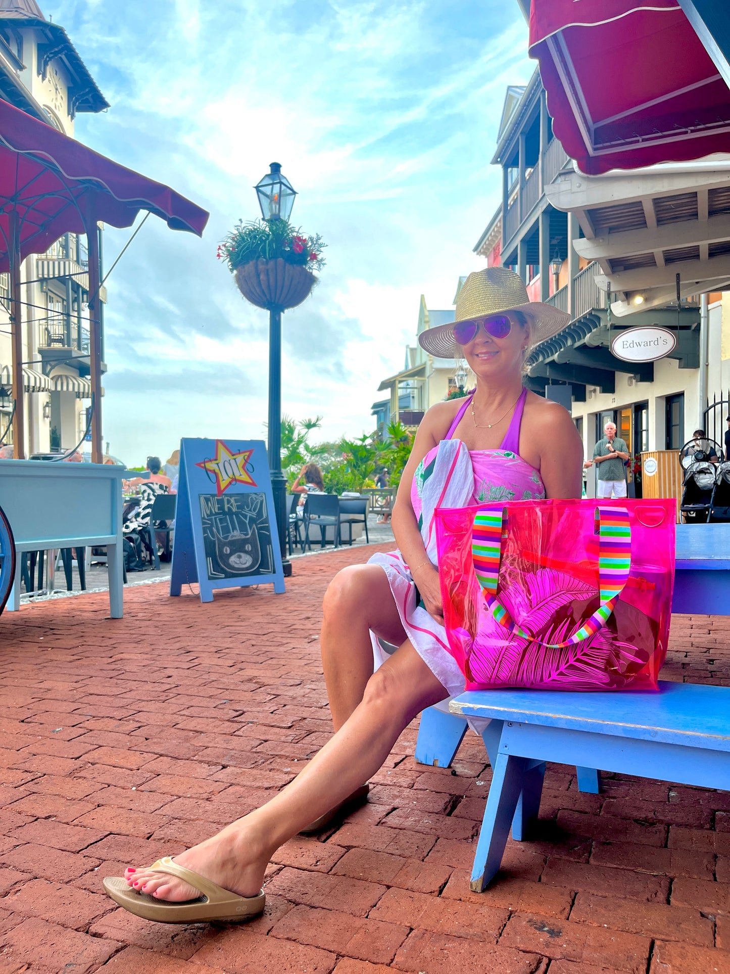 ROSA CALIENTE Beach Tote